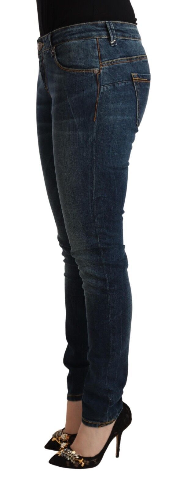 Acht – Slim Fit Jeans aus gewaschener Baumwolle mit niedriger Taille in Blau