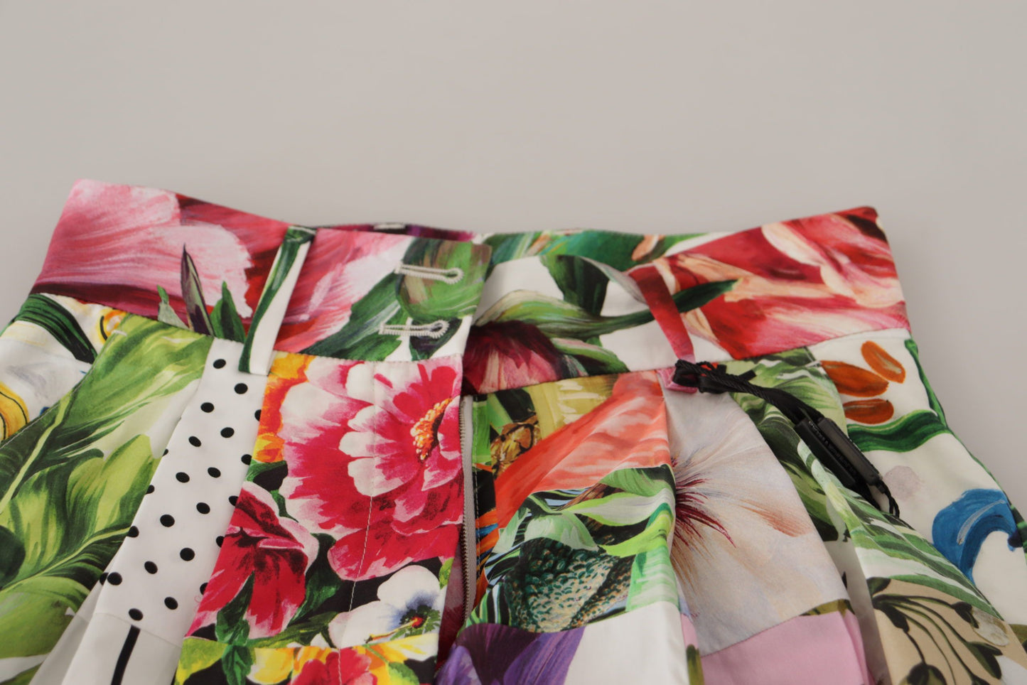 Dolce &amp; Gabbana Mehrfarbige Hotpants-Shorts mit hoher Taille