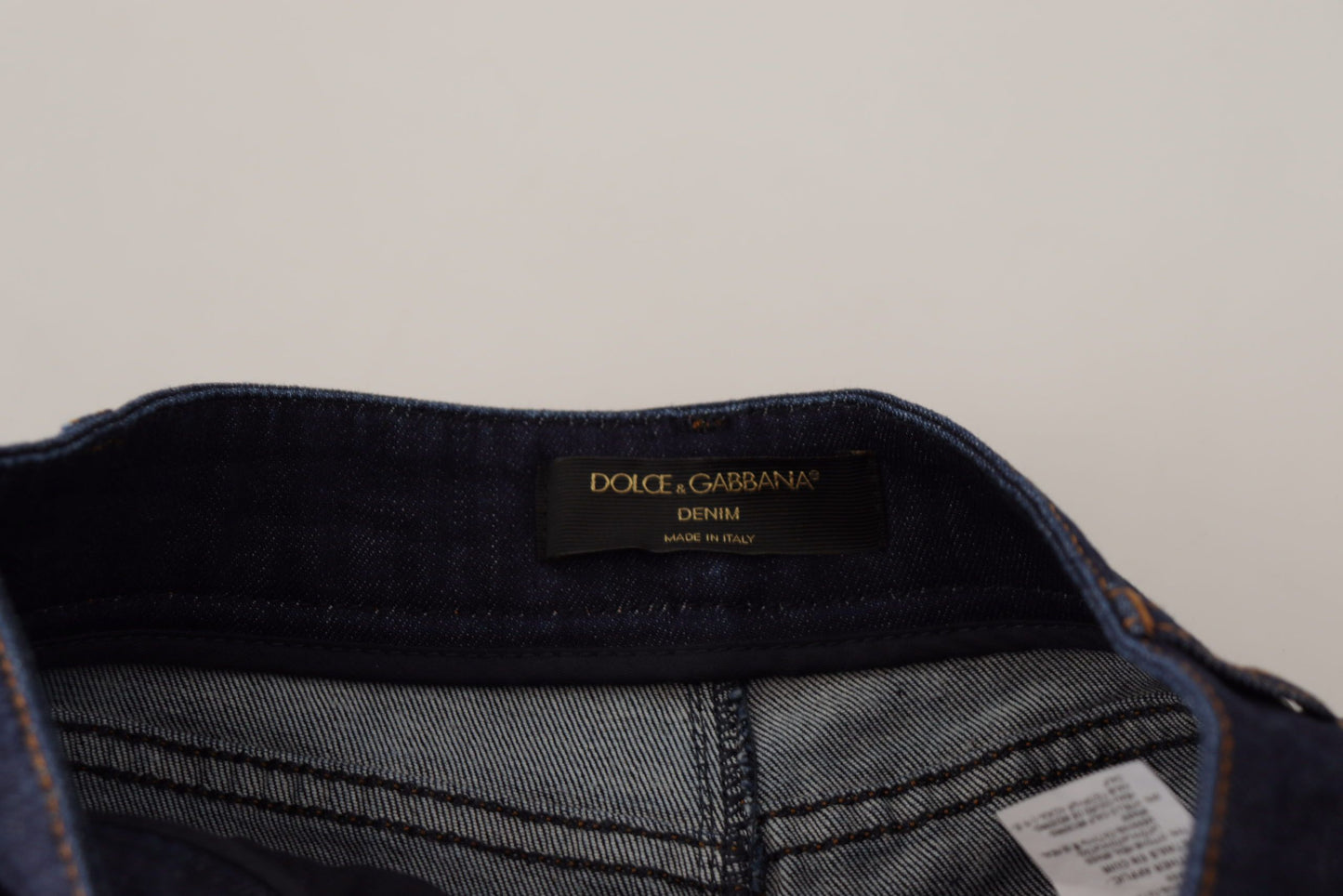 Dolce &amp; Gabbana – Hotpants-Shorts aus Stretch-Denim mit Kristallen in Blau