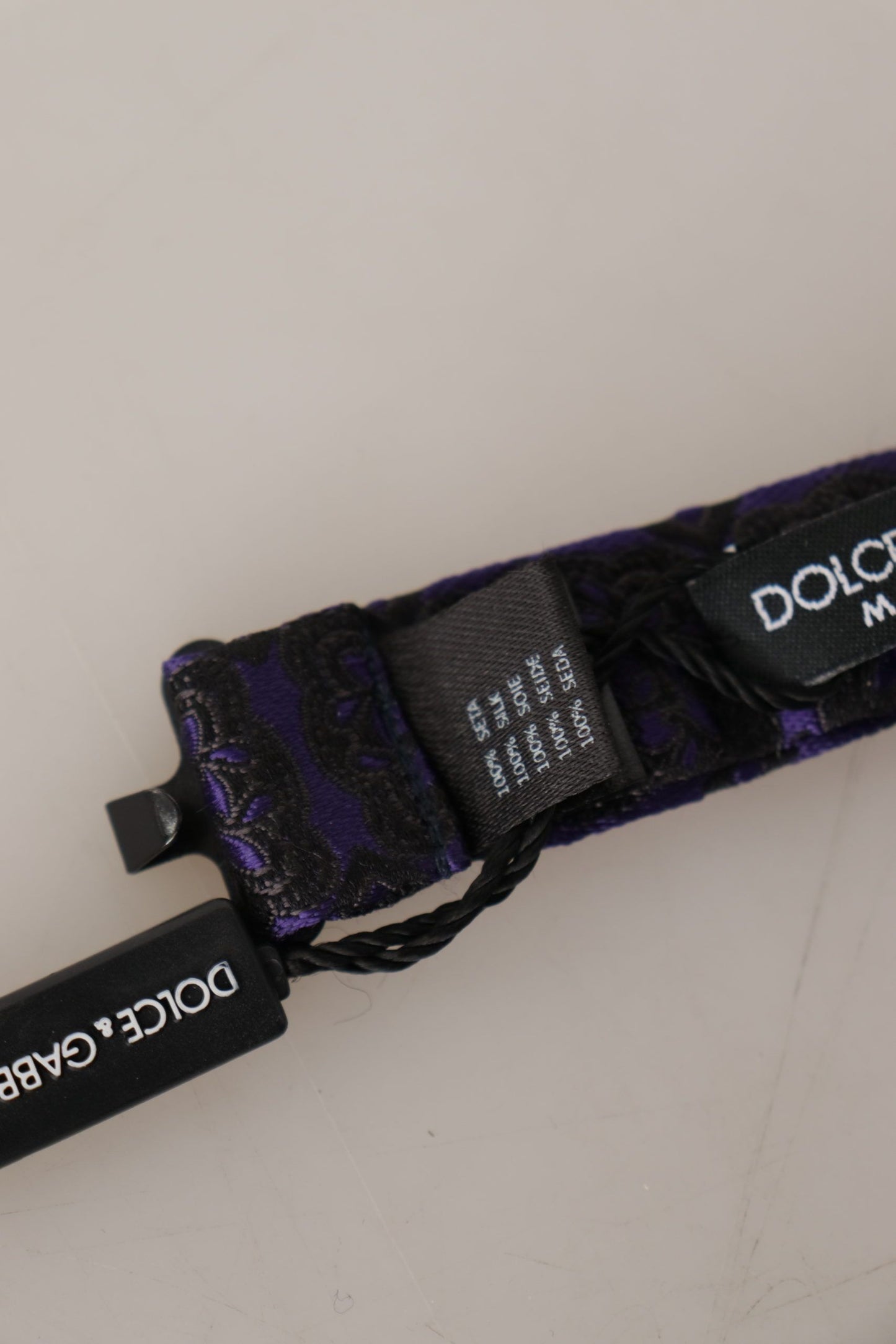 Dolce &amp; Gabbana Blaue, geometrische Seidenkrawatte mit verstellbarem Halsausschnitt und Papillon-Muster