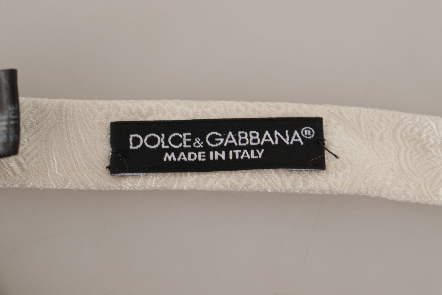 Dolce &amp; Gabbana – Schmale, verstellbare Papillon-Krawatte aus 100 % Seide in Weiß