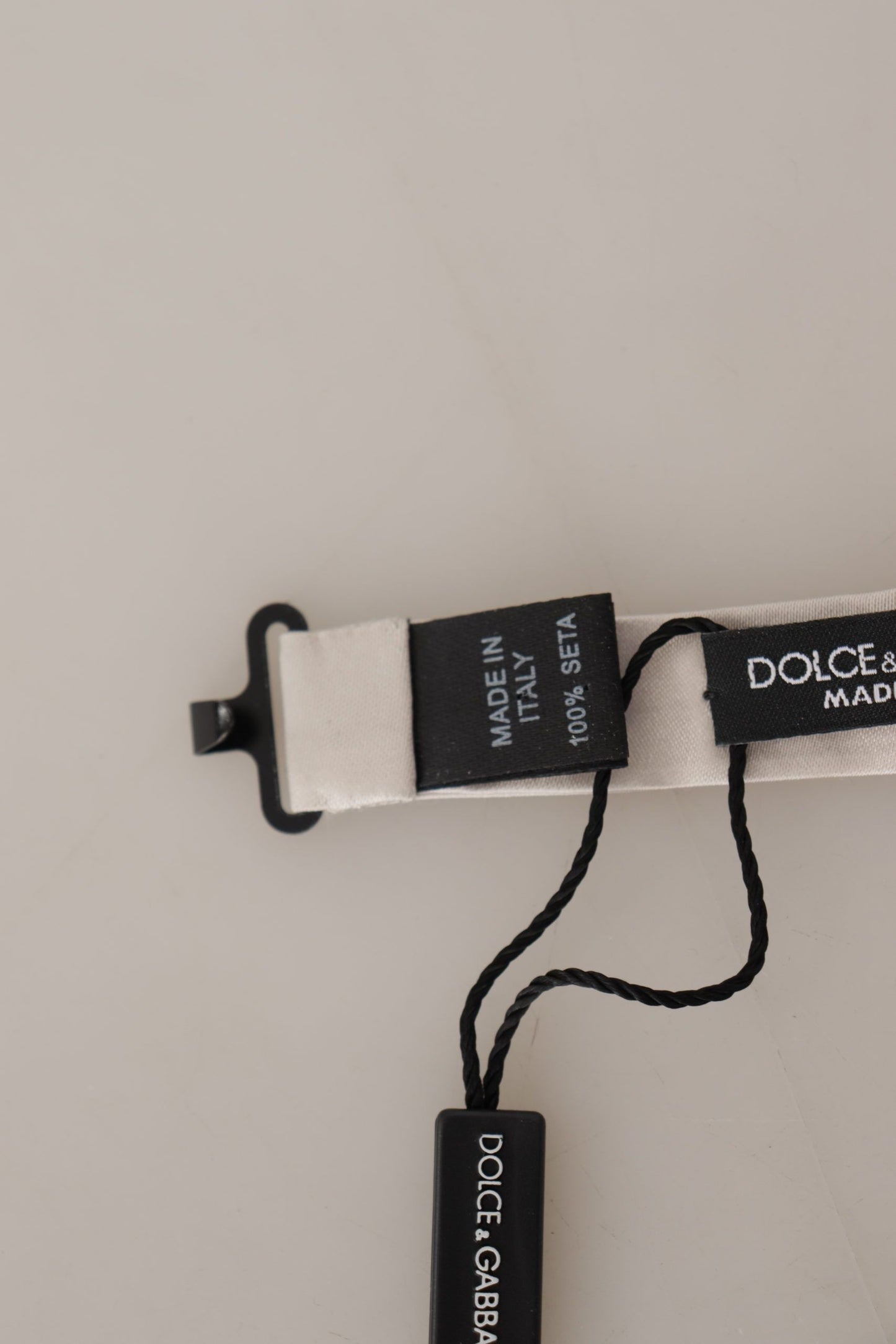 Dolce &amp; Gabbana – Graue Papillon-Krawatte aus 100 % Seide mit verstellbarem Hals