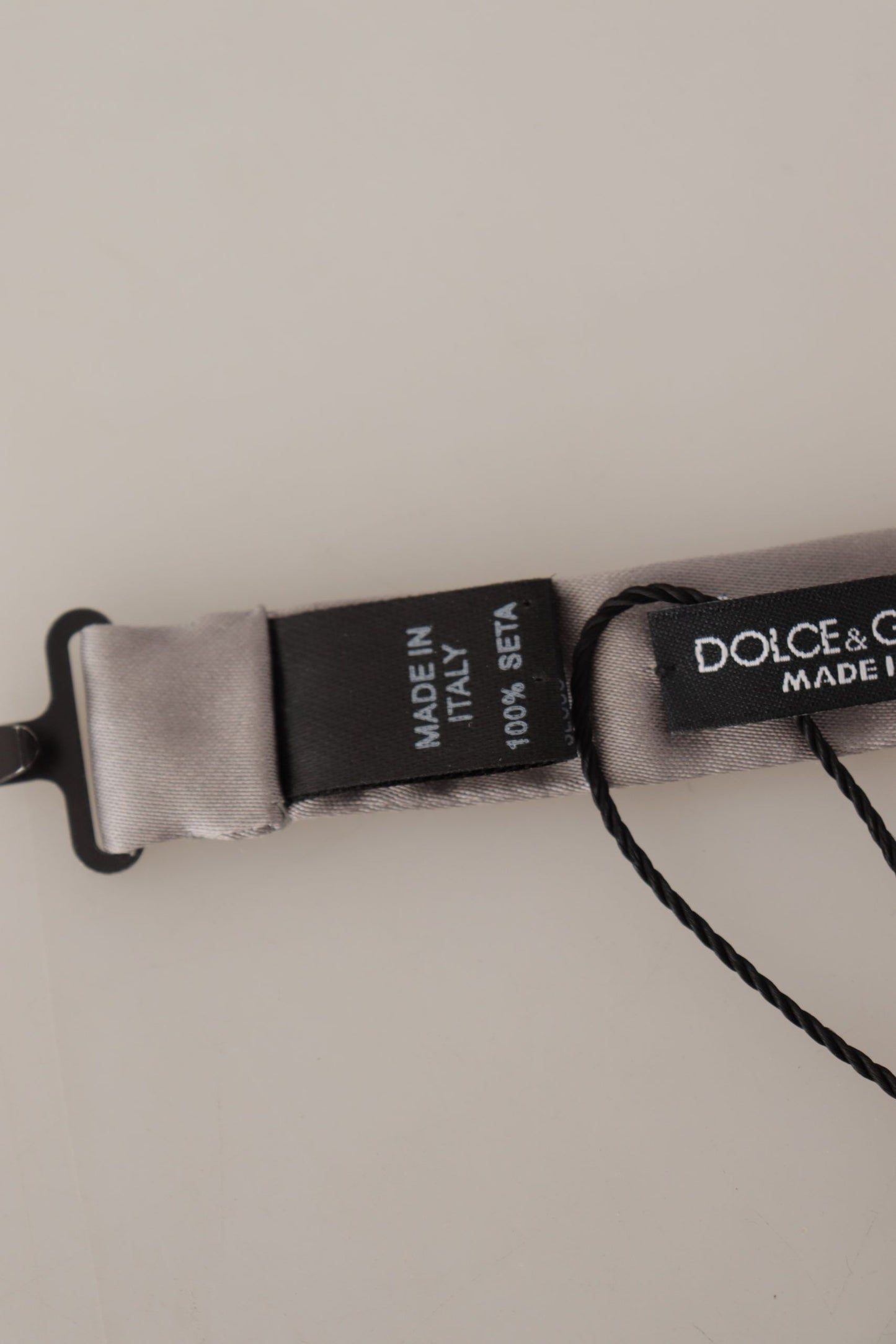 Dolce &amp; Gabbana – Schmale, verstellbare Papillon-Krawatte aus 100 % Seide in Silber