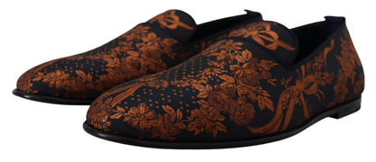 Dolce &amp; Gabbana – Hausschuhe mit Blumenmuster in Blau und Rostrot