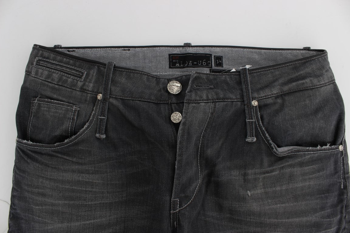Acht Graue Regular Low Fit Jeans aus Baumwolle