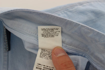 Acht Jeans mit niedriger Taille und Stretch-Baumwolle in Blau
