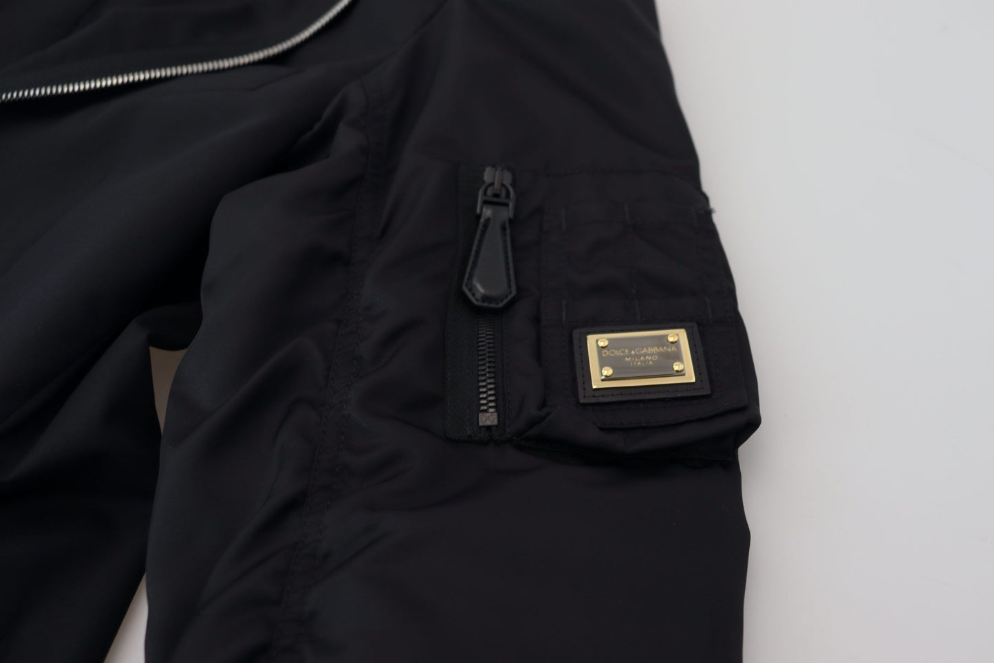 Dolce &amp; Gabbana – Schwarze Wolljacke mit durchgehendem Reißverschluss und langen Ärmeln