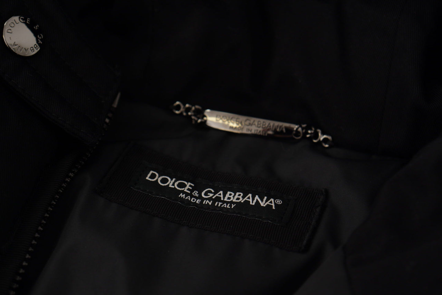 Dolce &amp; Gabbana Schwarzer Nylon-Parka mit Kapuze, Winterjacke