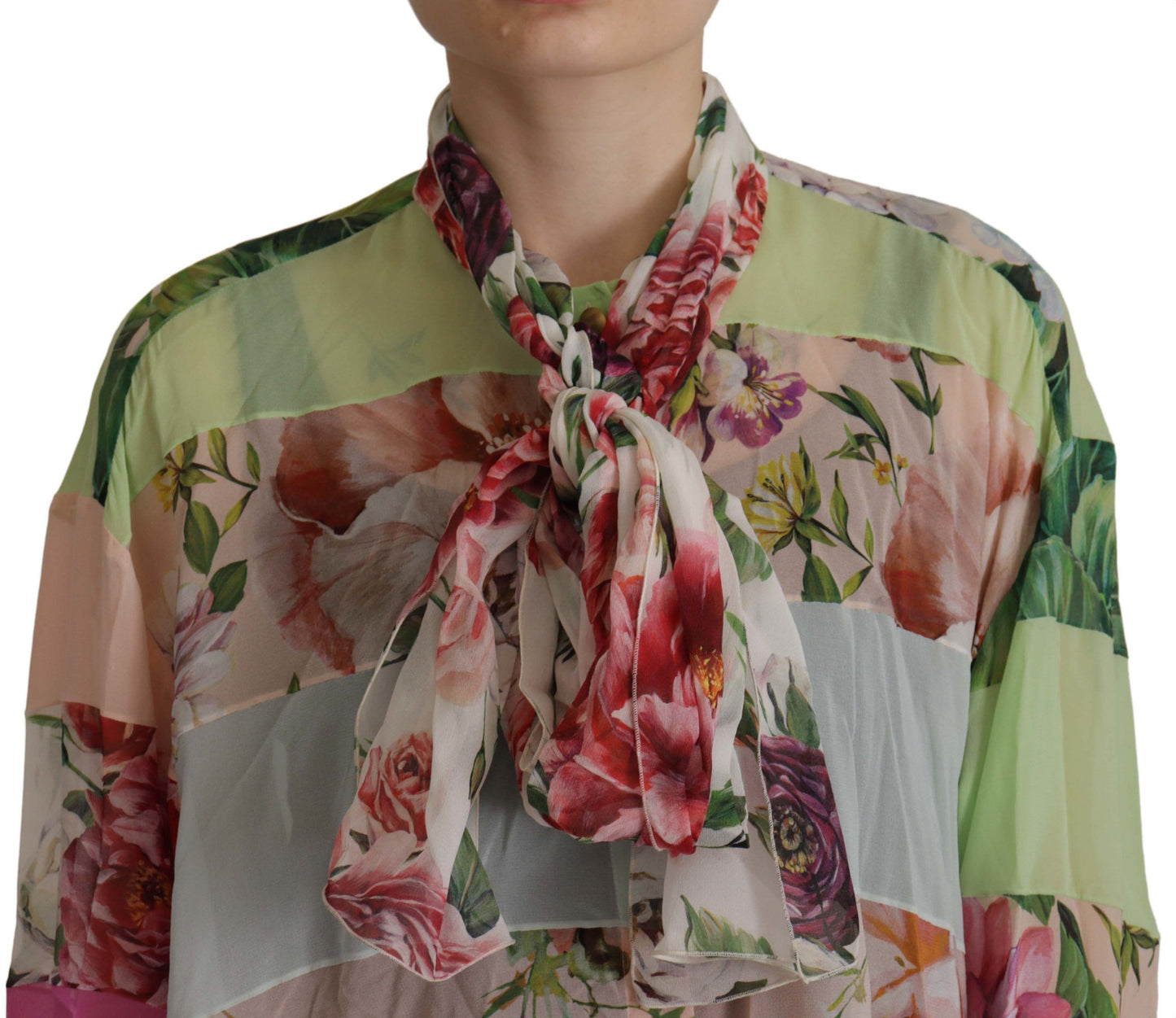Dolce &amp; Gabbana Bluse mit mehrfarbigem Ascot-Kragen und floralem Patchwork-Design
