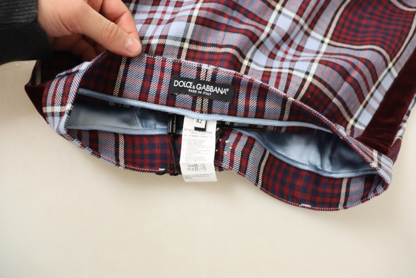 Dolce &amp; Gabbana – Grau karierte, verkürzte Hose mit hoher Taille