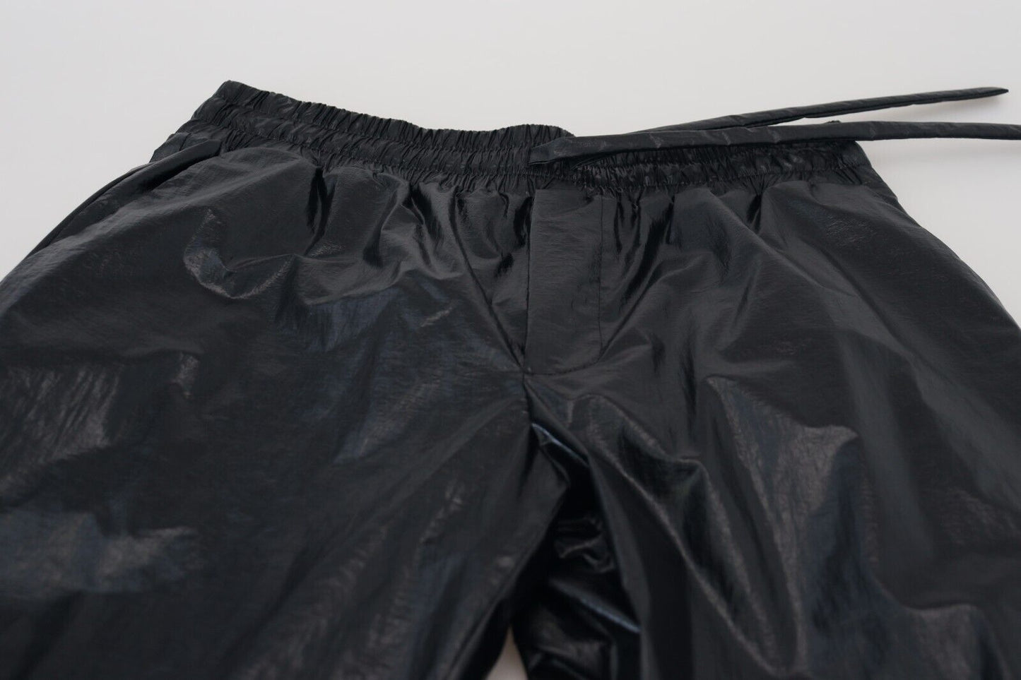 Dolce &amp; Gabbana Schwarze glänzende Nylonhose mit Kordelzug