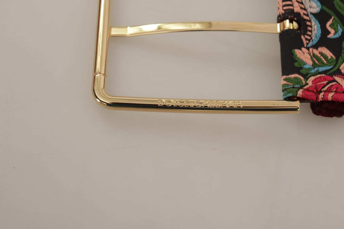 Dolce &amp; Gabbana – Roter Ledergürtel mit bestickter Goldlogo-Metallschnalle