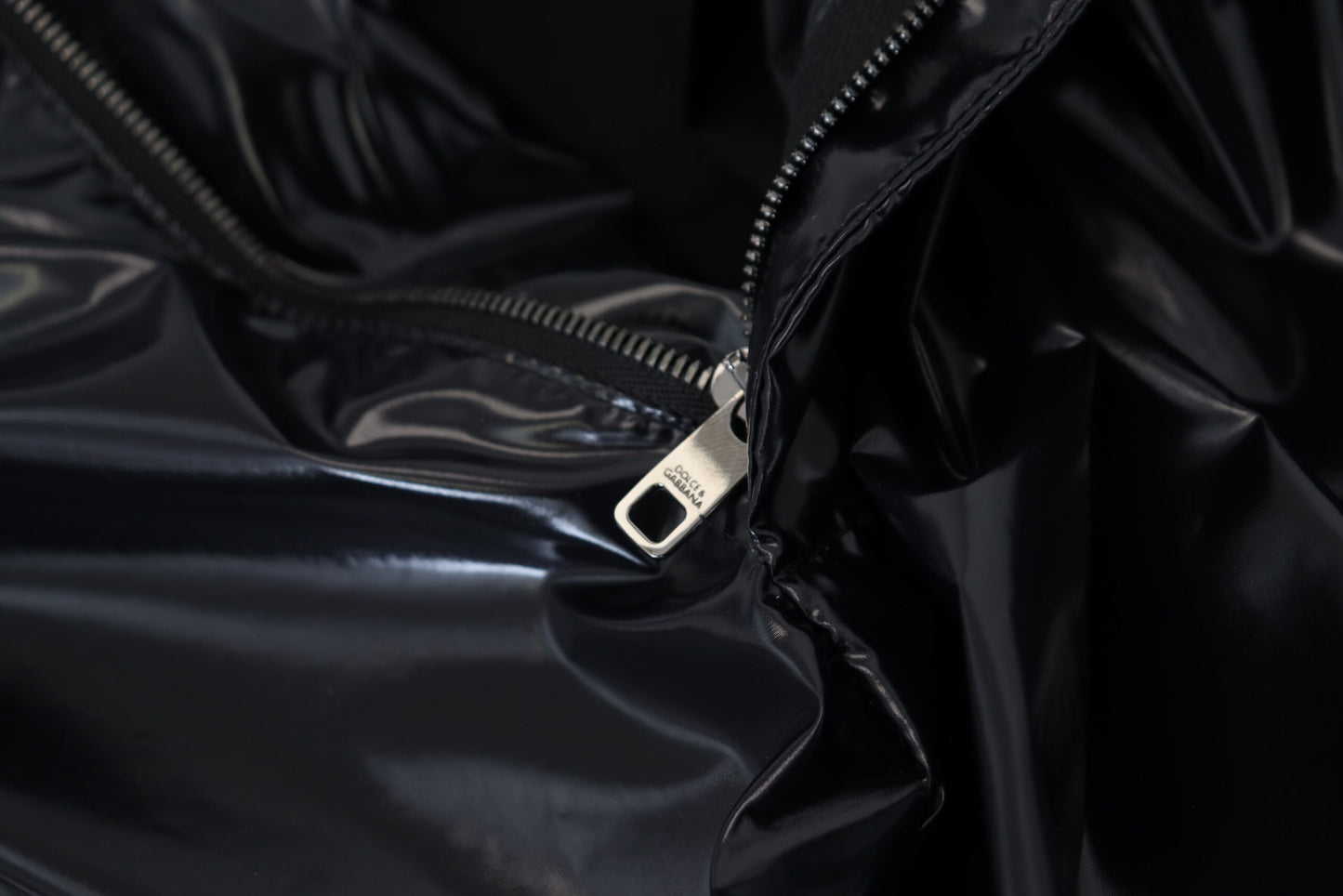 Dolce &amp; Gabbana Schwarze, glänzende Skinny-Hose aus Nylon für Herren