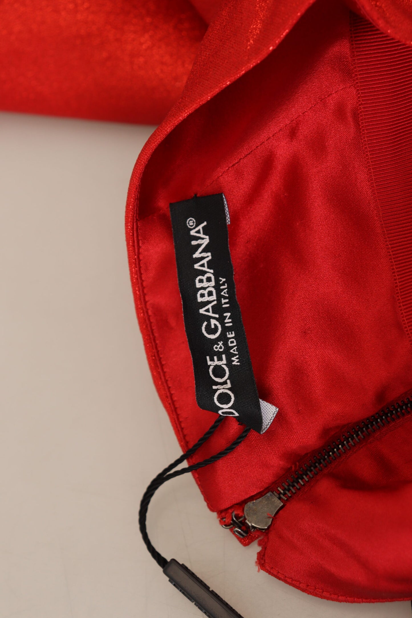 Dolce &amp; Gabbana Metallic-Roter Minirock aus Polyester mit hoher Taille