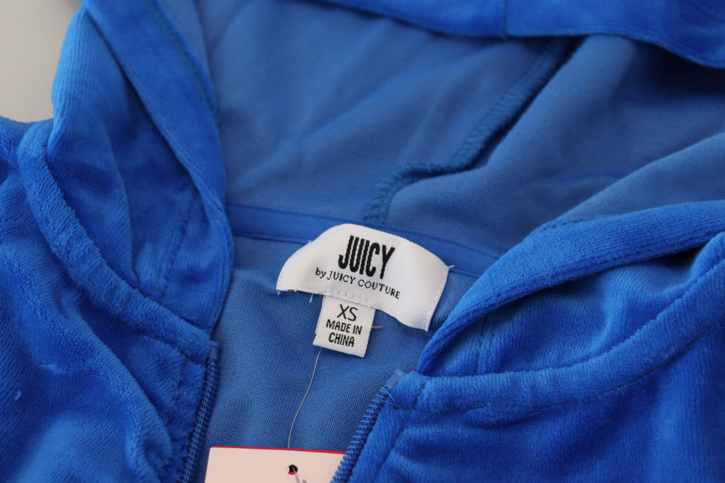 Juicy Couture – Kurzes Sweatshirt mit Kapuze und durchgehendem Reißverschluss aus Baumwolle, Blau