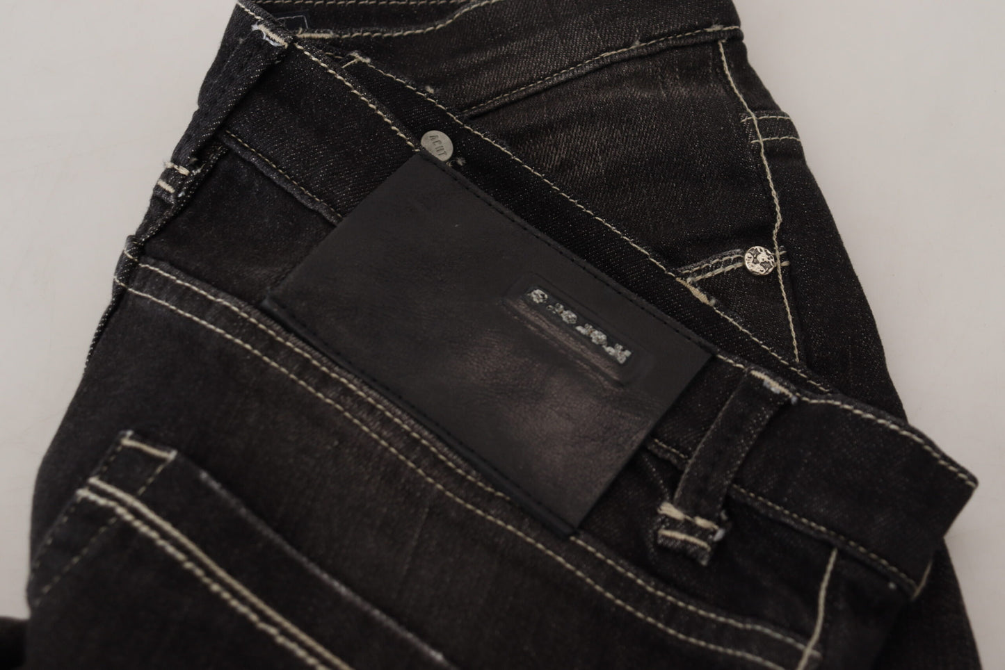 Acht Black Washed Mid Waist Tapered Damen Casual Denim Jeans