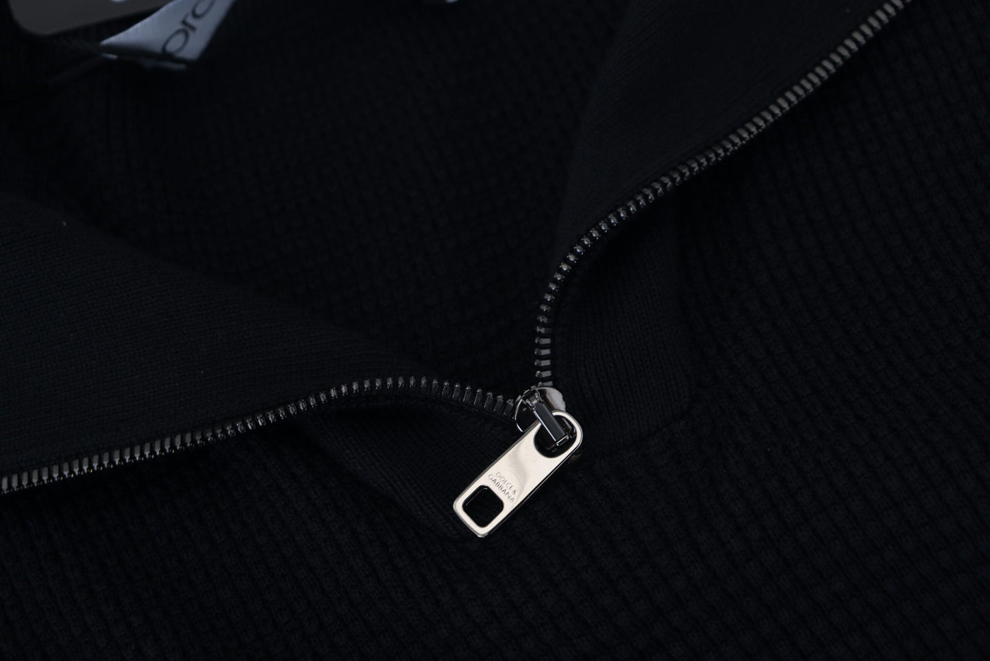 Dolce &amp; Gabbana – Schwarzer Rollkragenpullover aus Seide