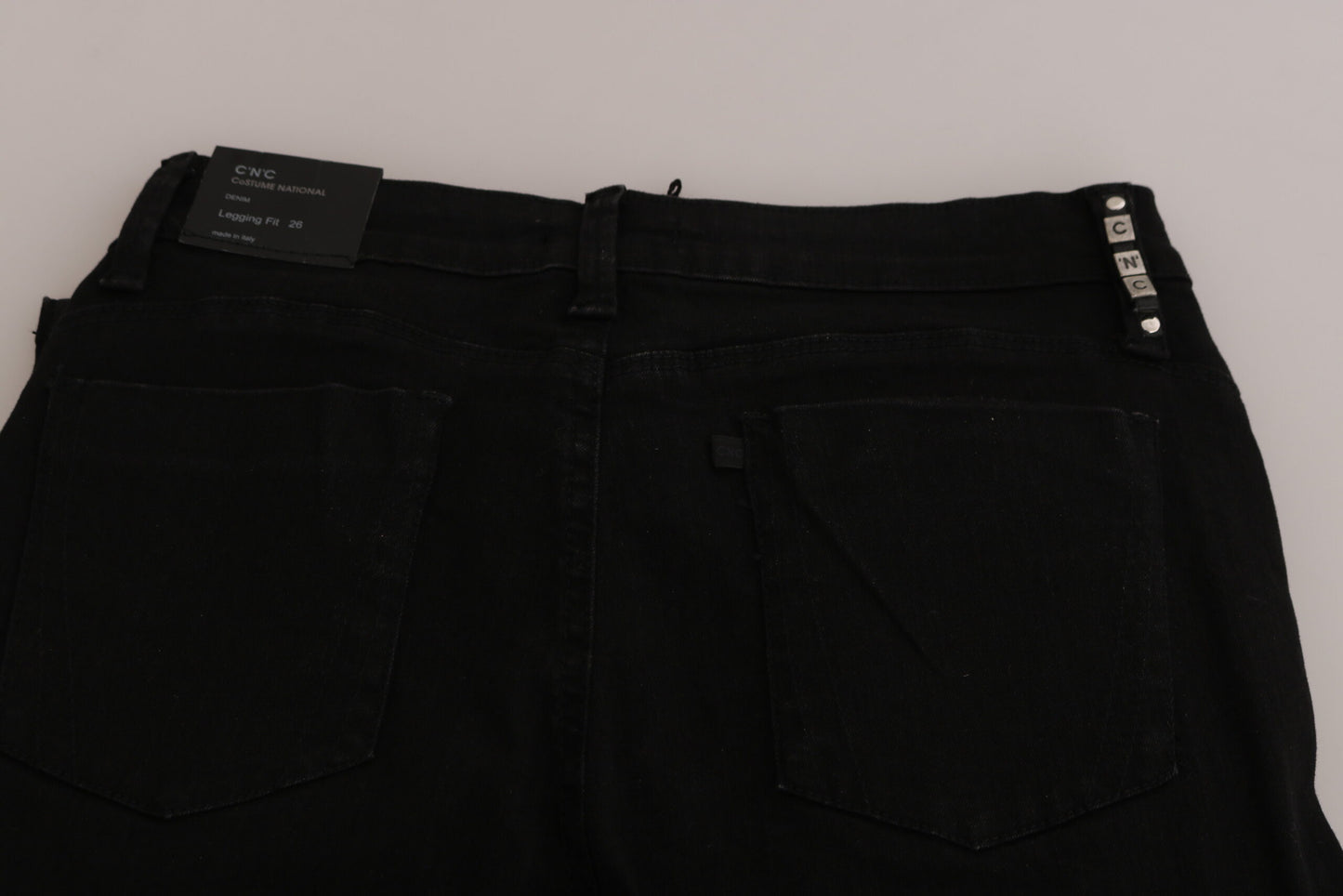 Costume National – Schwarze Skinny-Jeans mit Verzierung und mittlerer Taille