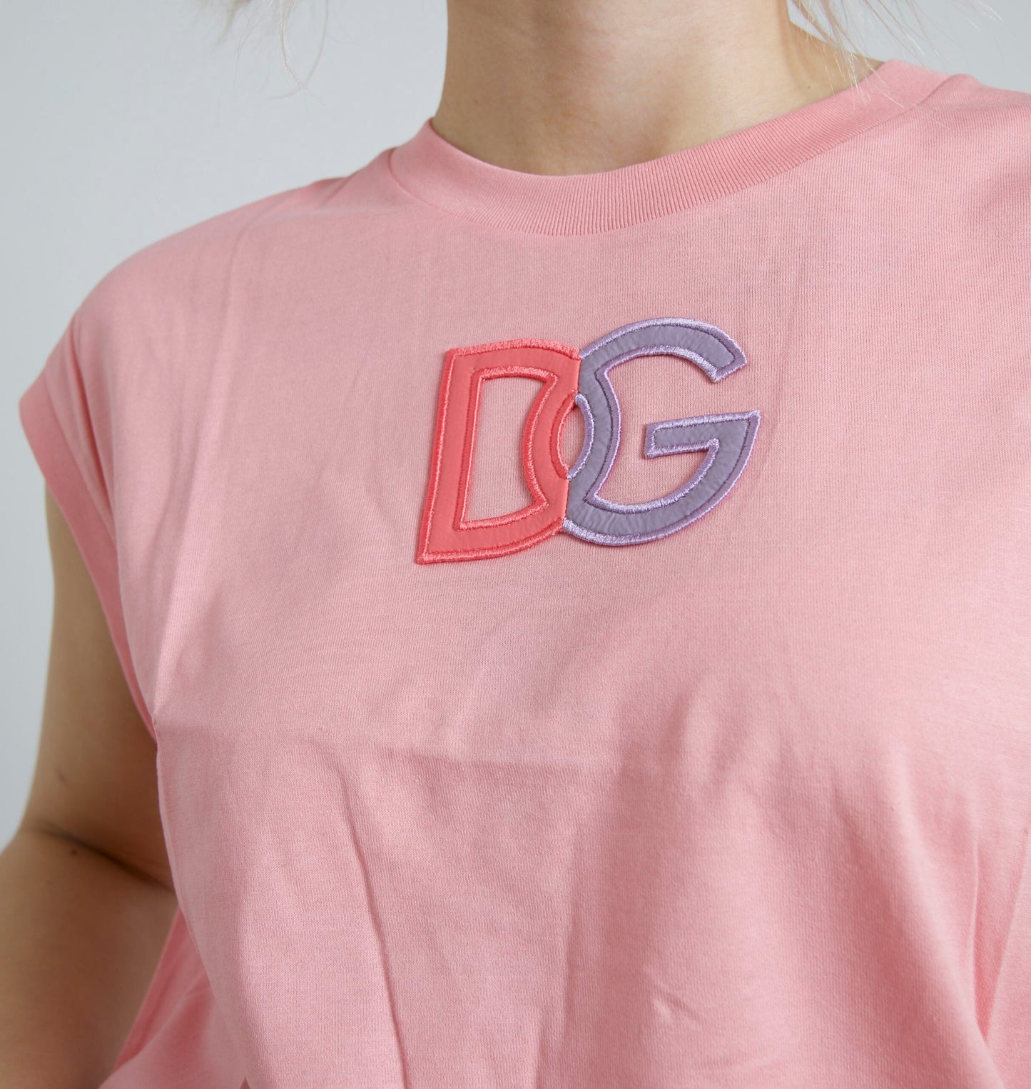 Dolce &amp; Gabbana – Tank-T-Shirt mit Rundhalsausschnitt und DG-Logo aus rosa Baumwolle