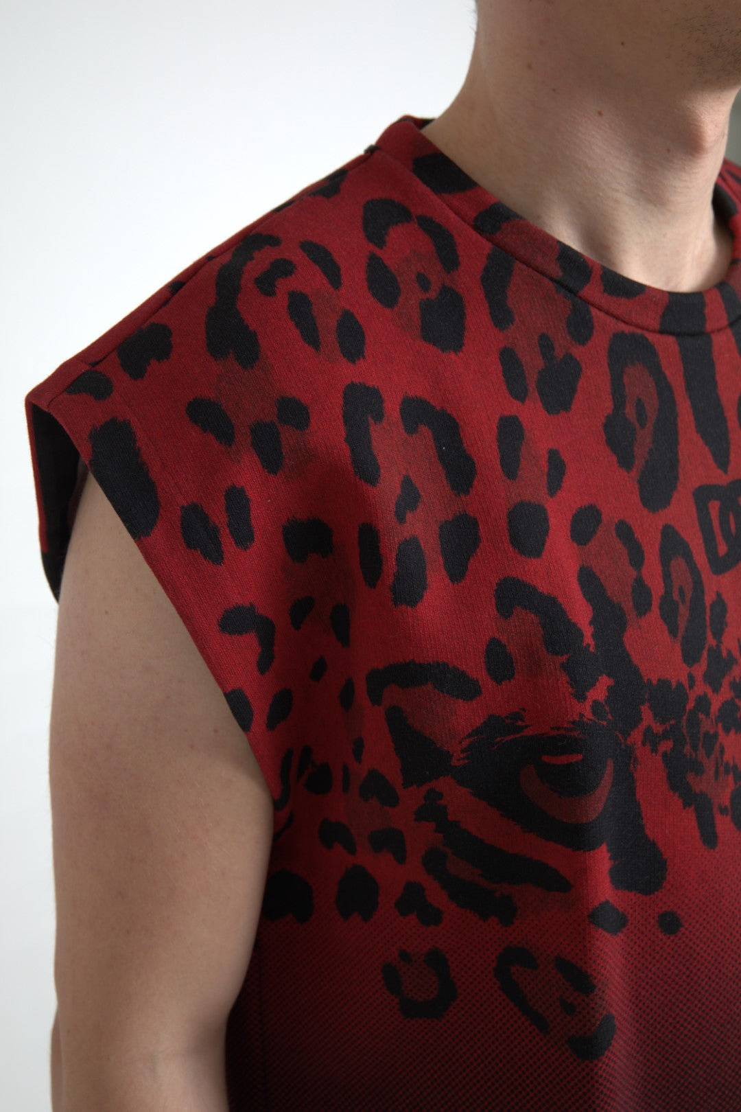 Dolce &amp; Gabbana – Ärmelloses Tank-T-Shirt aus Baumwolle mit rotem Leopardenmuster