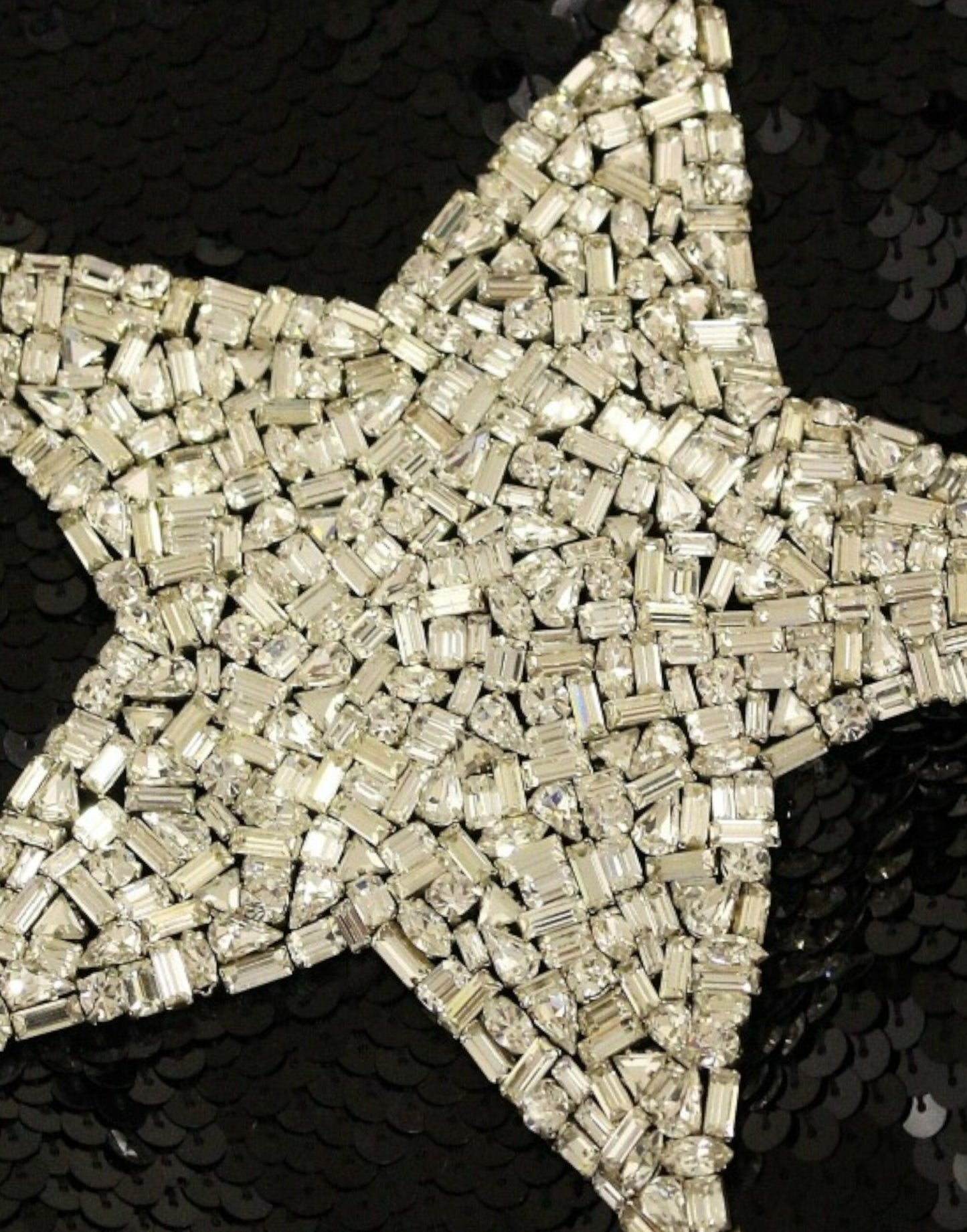 Dolce &amp; Gabbana – Masterpiece – Etuikleid mit schwarzen Kristall-Swarovski-Sternen