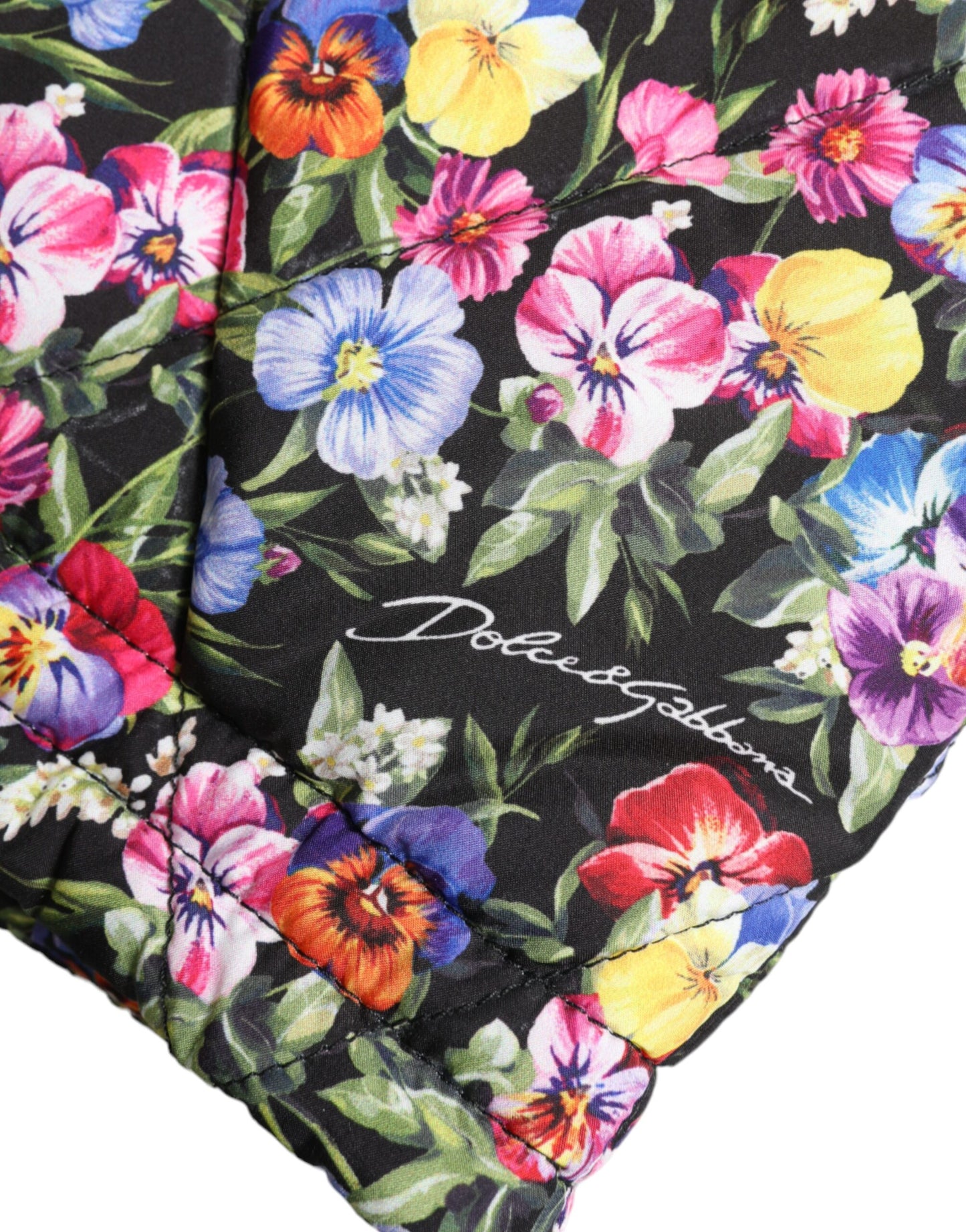Dolce &amp; Gabbana Hotpants mit mehrfarbigem Blumenmuster und hoher Taille