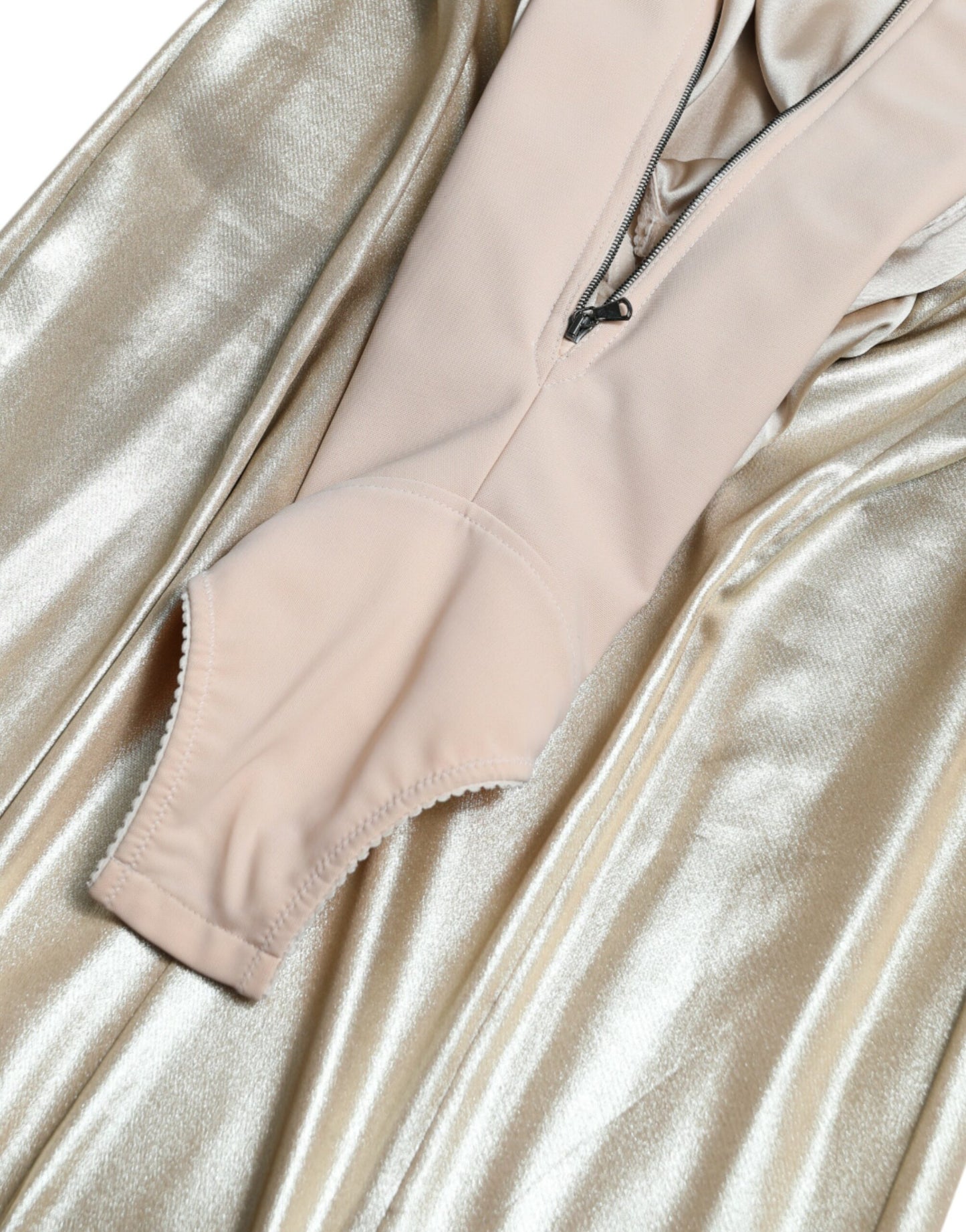 Dolce &amp; Gabbana – Abendkleid mit Kristallverzierung in Metallic-Gold