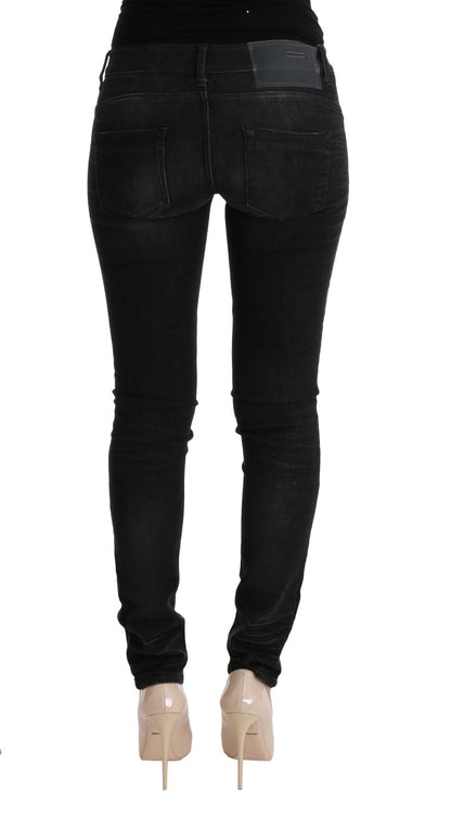 Acht – Schwarze Slim-Fit-Jeans aus Baumwolldenim