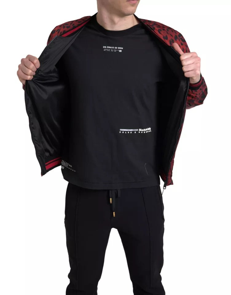 Dolce &amp; Gabbana – Rote Bomber-Kurzmanteljacke mit Leopardenmuster