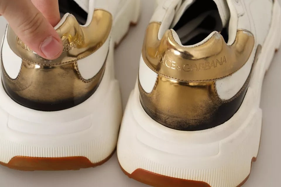 Dolce &amp; Gabbana – Sportliche Daymaster-Sneaker aus weißem Leder in Gold