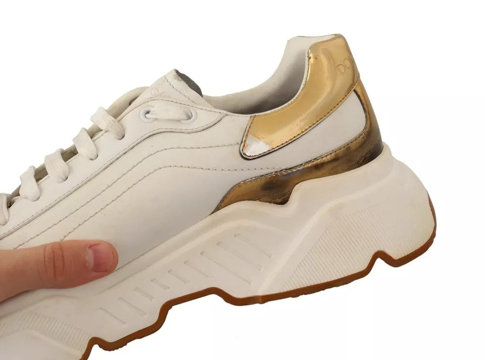 Dolce &amp; Gabbana – Sportliche Daymaster-Sneaker aus weißem Leder in Gold
