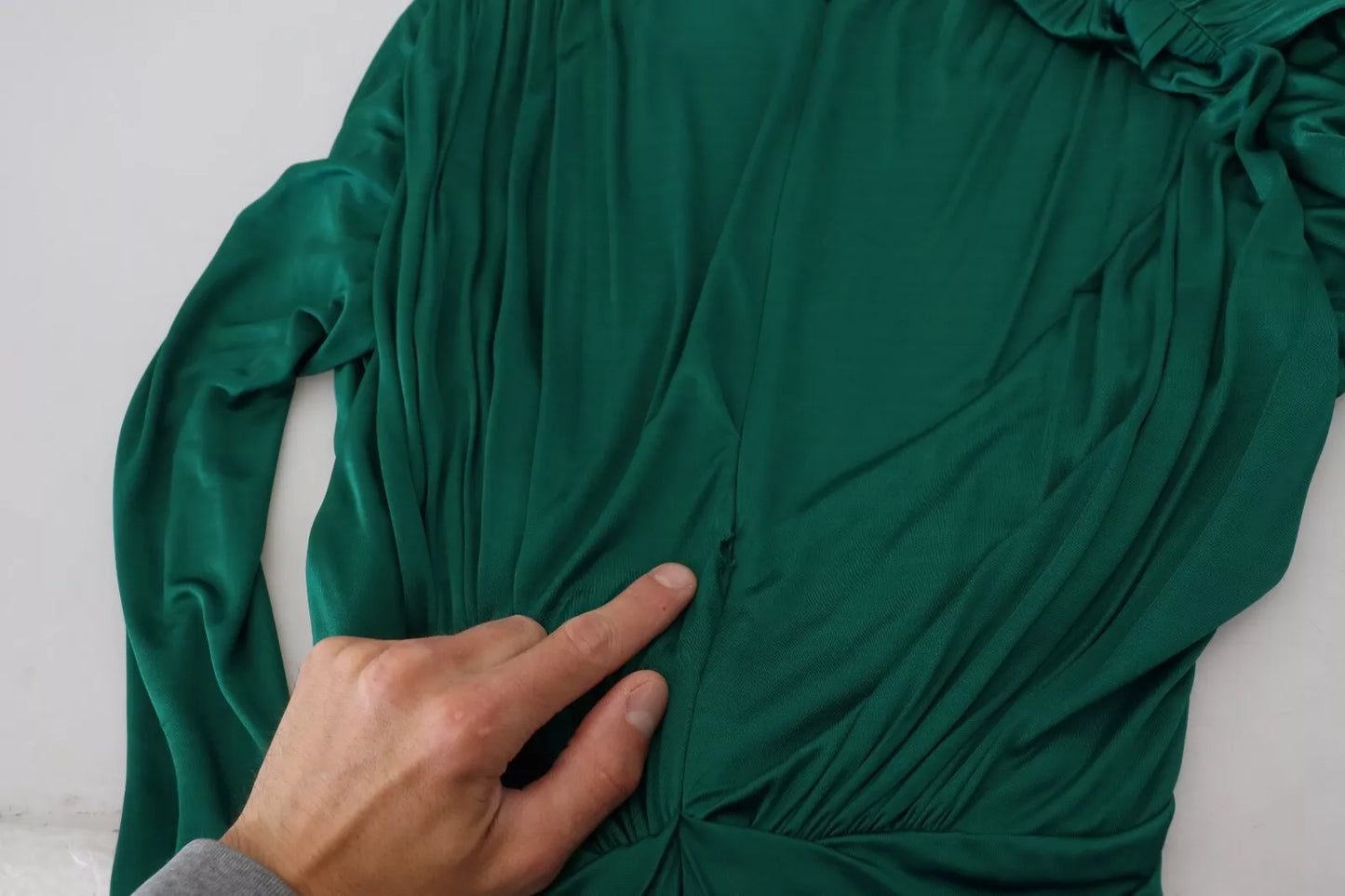 Dolce &amp; Gabbana – Dunkelgrünes, langärmliges Midikleid aus Viskose