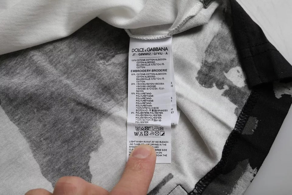 Dolce &amp; Gabbana – T-Shirt mit Rundhalsausschnitt und Camouflage-Muster in Schwarz und Weiß