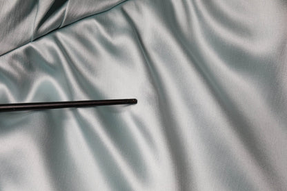 Dolce &amp; Gabbana – Mintgrünes, tailliertes One-Shoulder-Kleid aus Seide