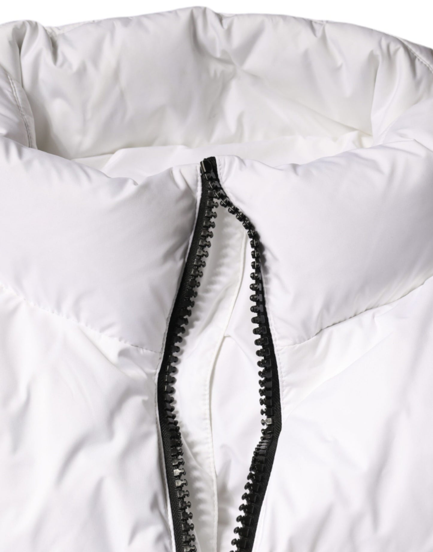 Dolce &amp; Gabbana – Weiße Puffer-Steppjacke mit durchgehendem Reißverschluss