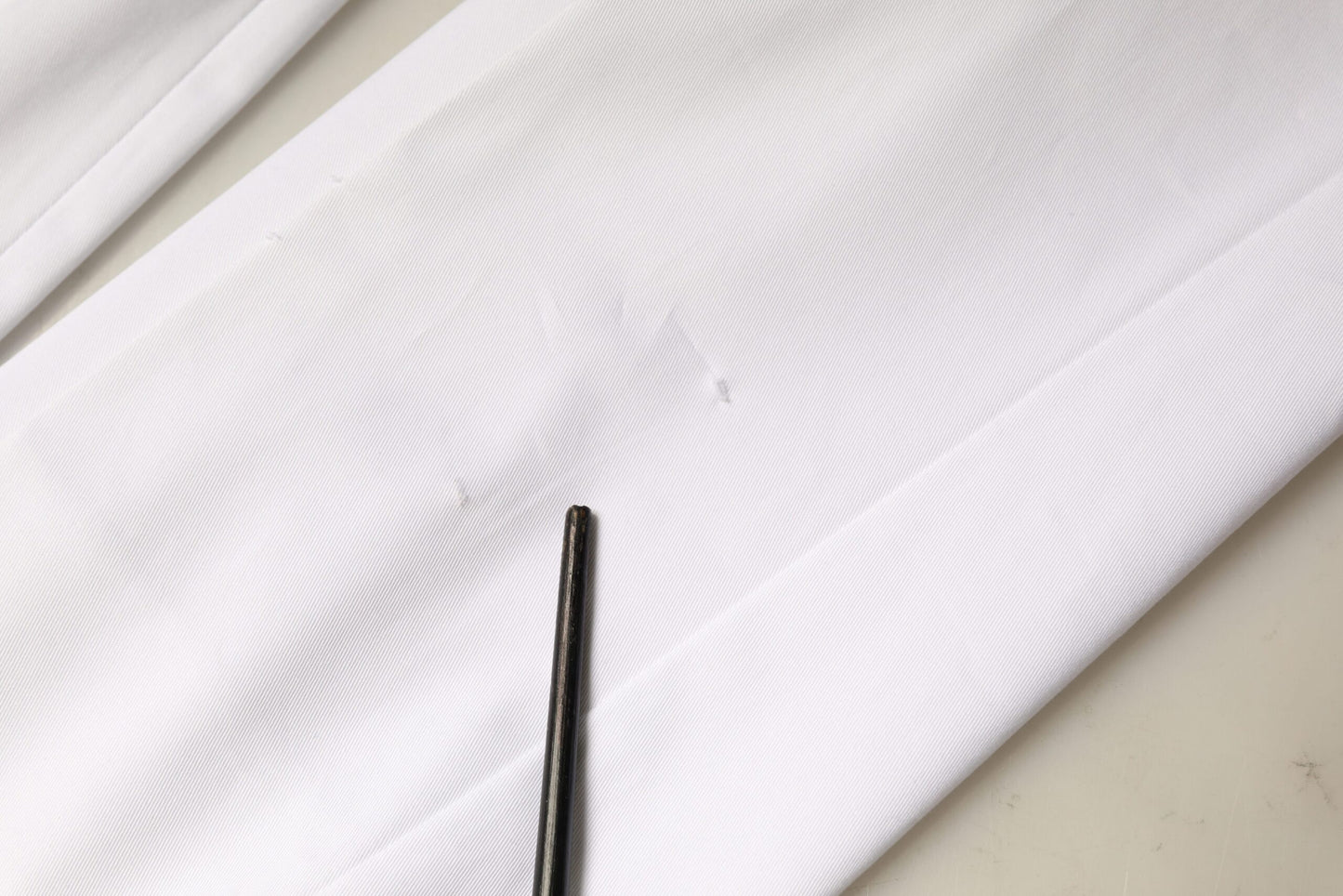 Dolce &amp; Gabbana – Weiße, konische Jeans aus Baumwolle mit mittlerer Taille