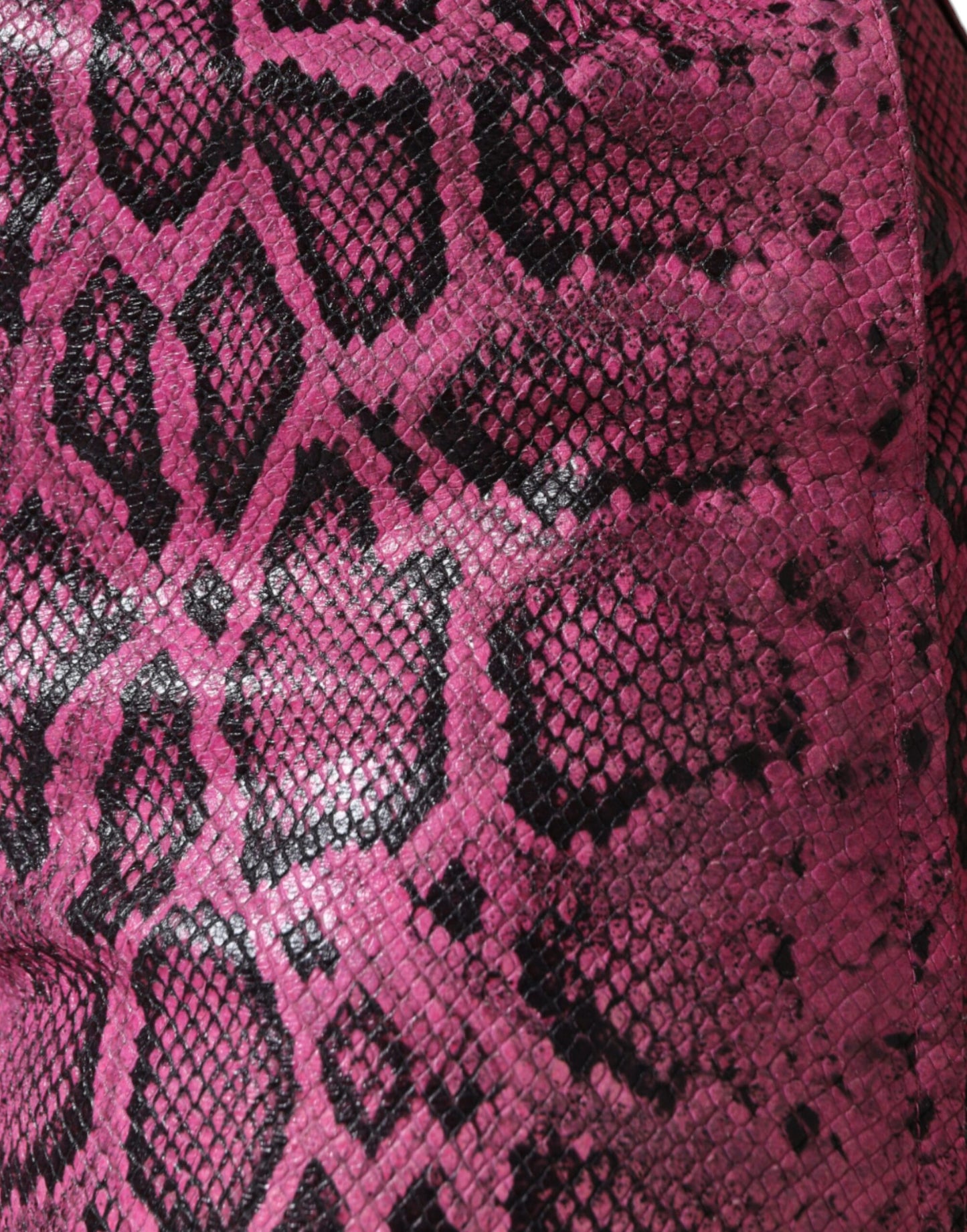 Dolce &amp; Gabbana – Rosafarbene Hotpants-Shorts aus Leder mit hoher Taille