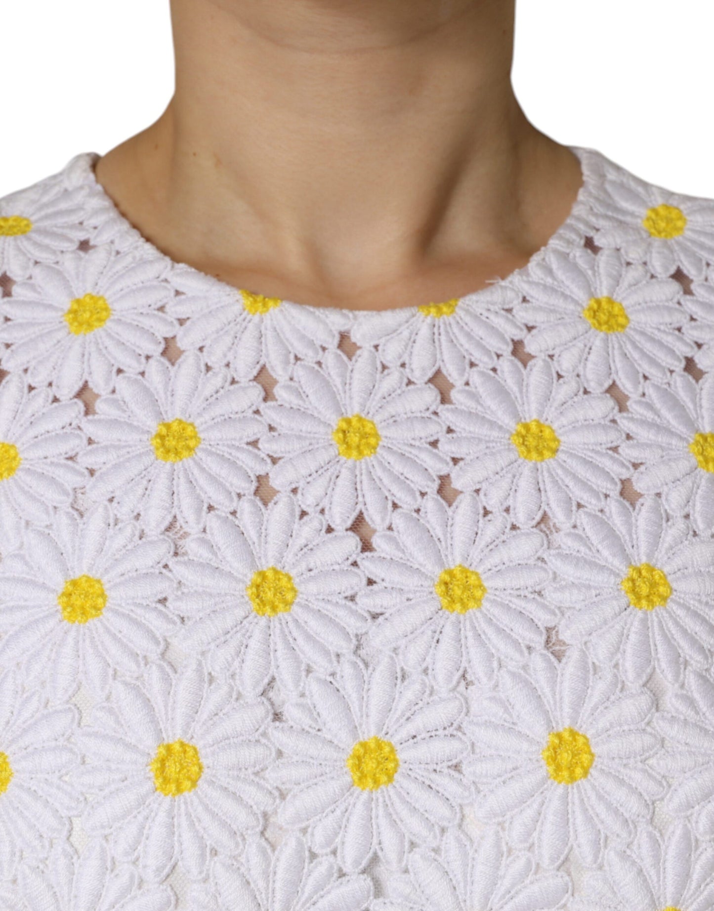 Dolce &amp; Gabbana – Weißes Etui-Midikleid aus Gänseblümchen-Makramee-Spitze