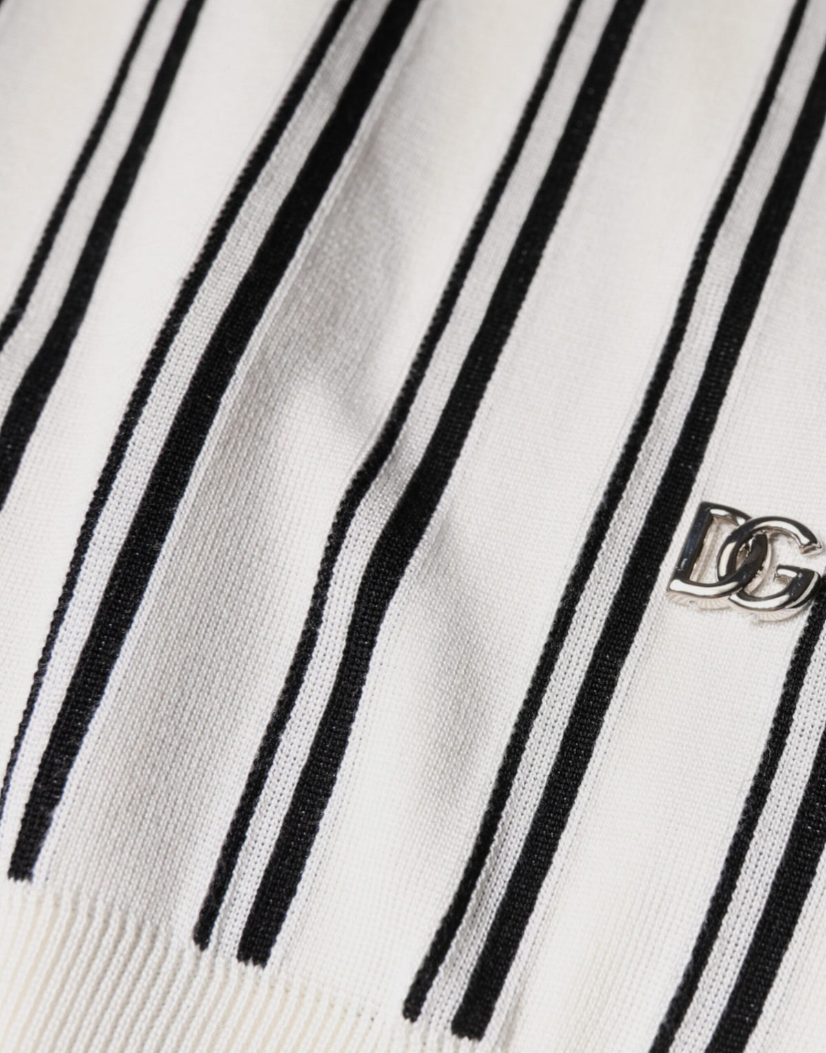 Dolce &amp; Gabbana – Polo-T-Shirt mit kurzen Ärmeln und weißen und schwarzen Streifen