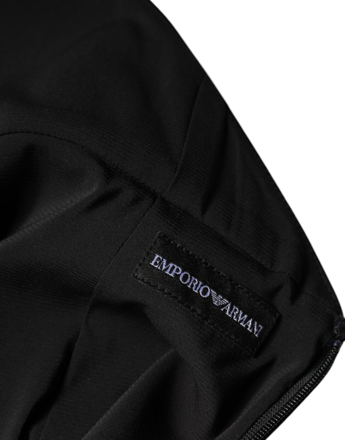 Emporio Armani – Langes, ärmelloses Etuikleid mit Neckholder in Schwarz