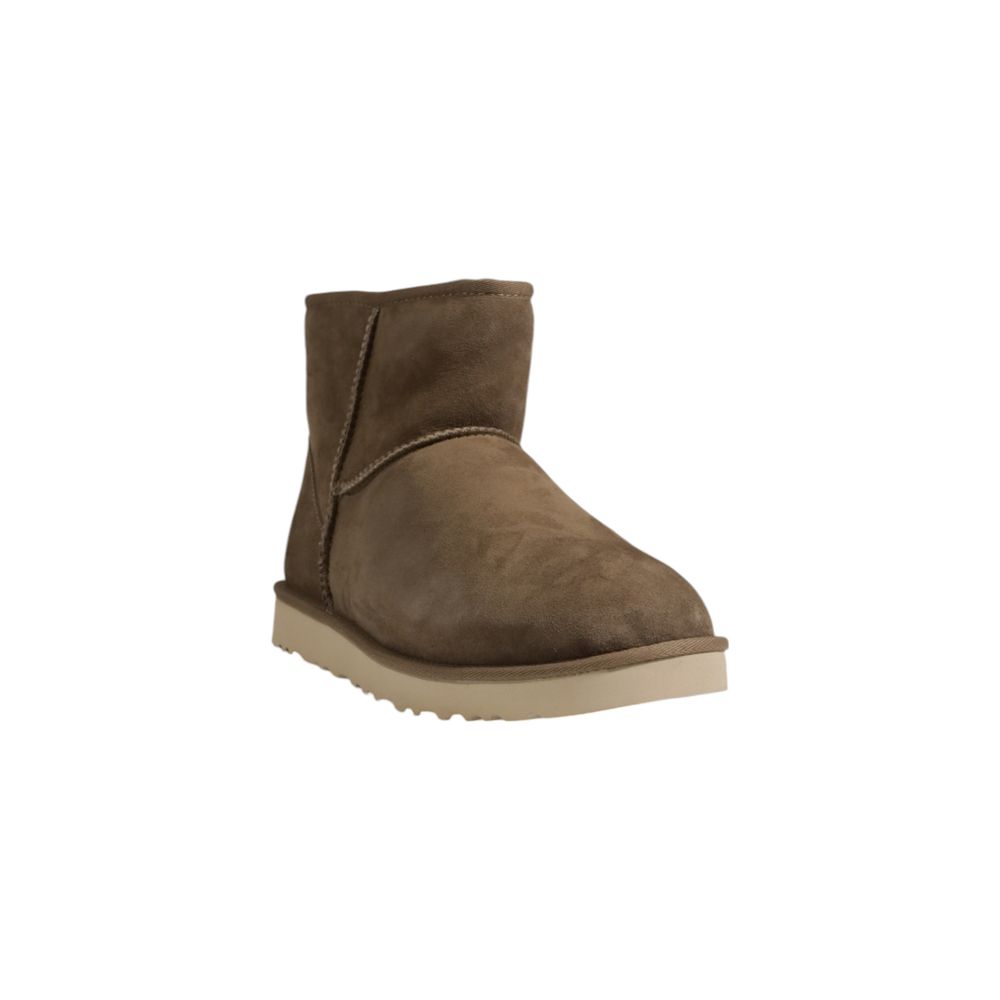 UGG – Stiefel aus braunem Wildleder