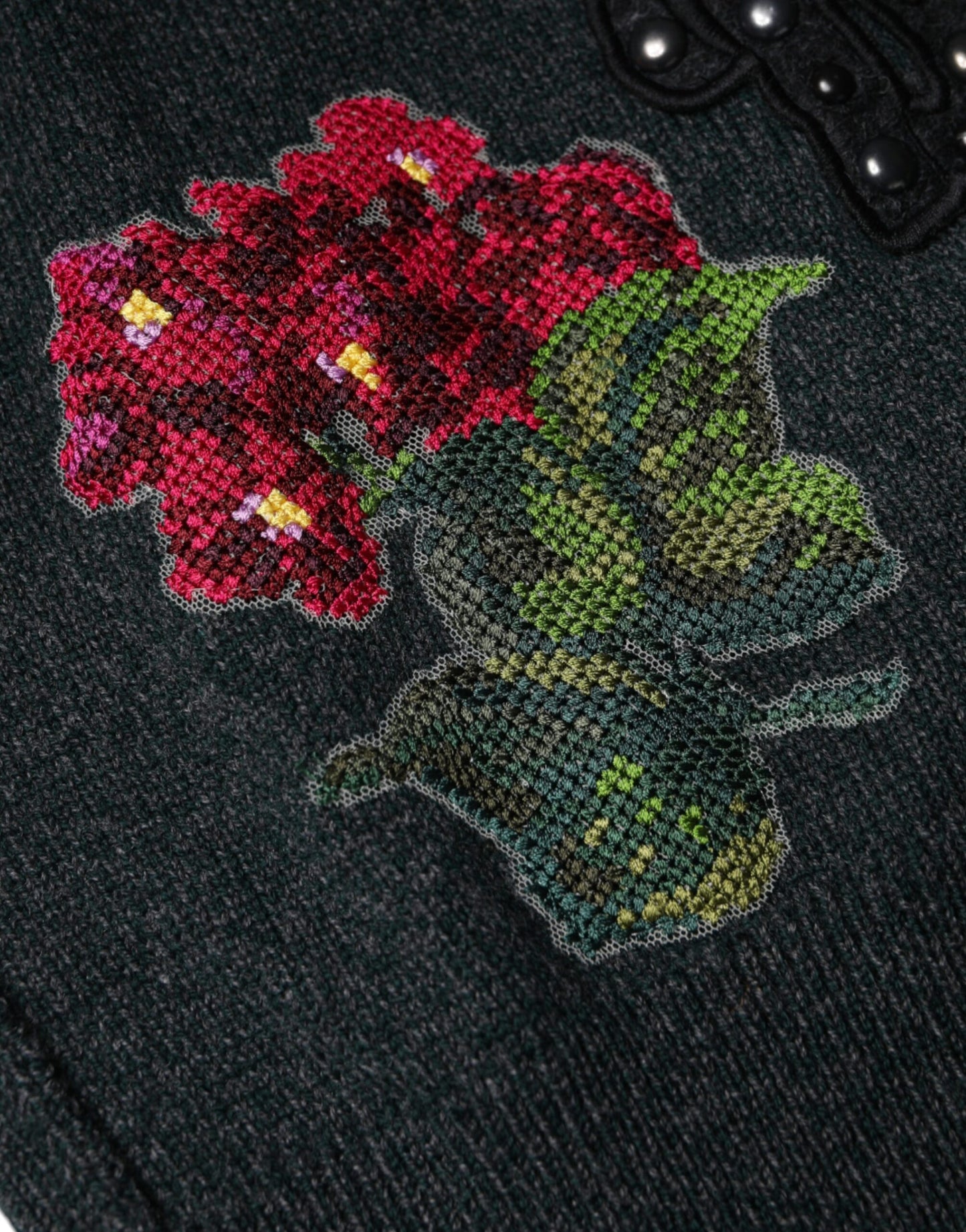 Dolce &amp; Gabbana Grauer Pullover mit Rundhalsausschnitt und Verzierung