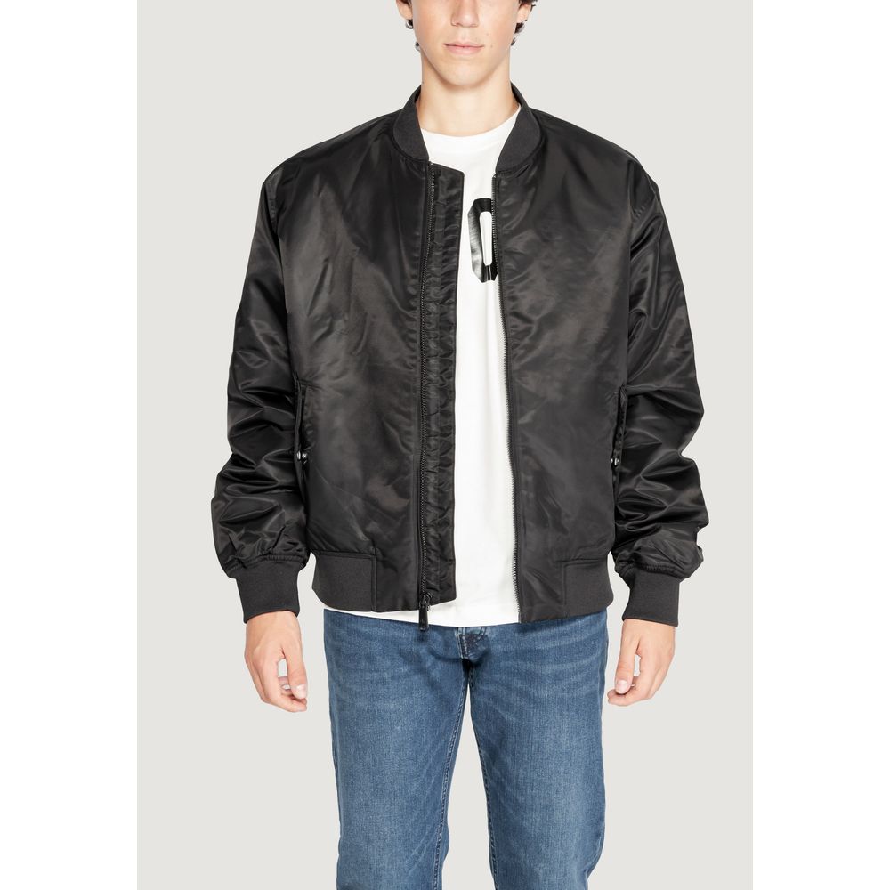 Calvin Klein Jeans – Schwarze Polyamidjacken und -mäntel