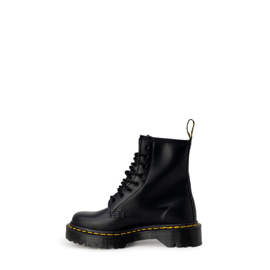 Dr. Martens – Schwarze Lederstiefel