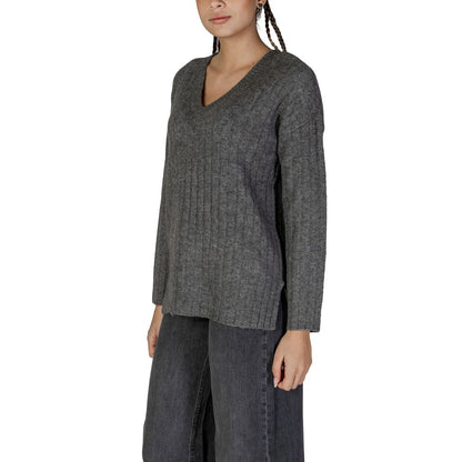 Vila Clothes Grauer Marabou-Pullover