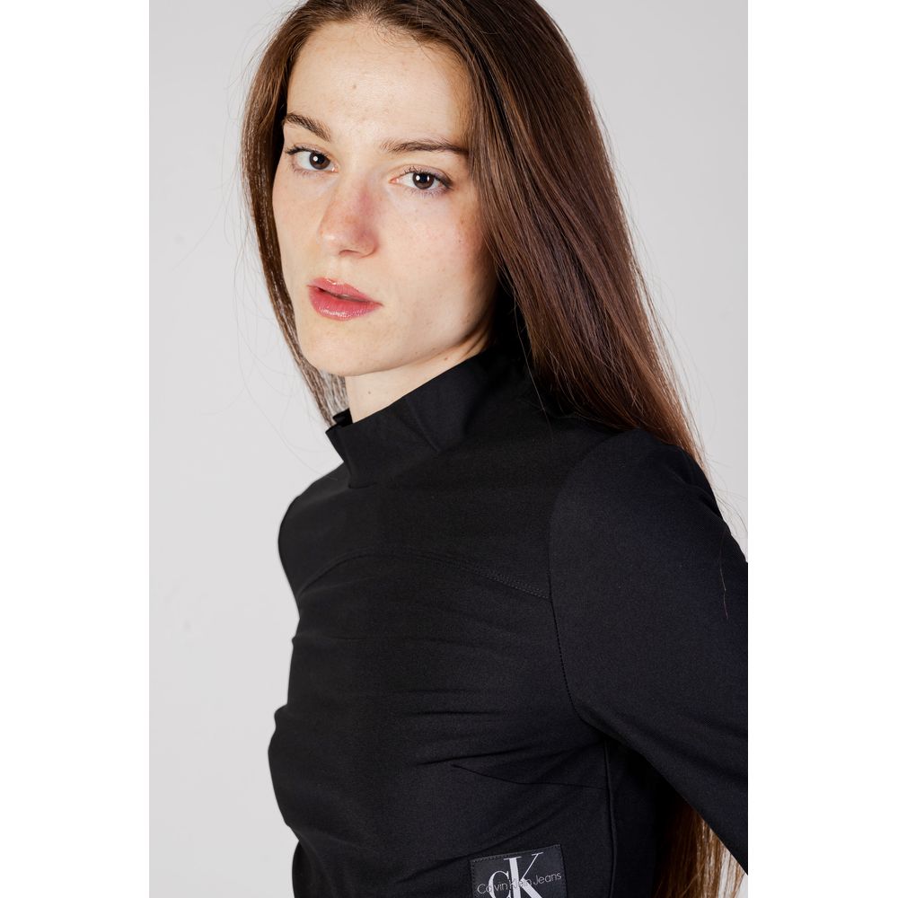 Calvin Klein Jeans – Schwarzes Oberteil aus recyceltem Polyester