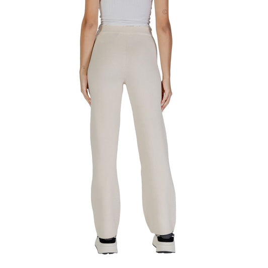 Vero Moda – Cremefarbene Viskosehose