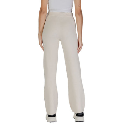 Vero Moda – Cremefarbene Viskosehose
