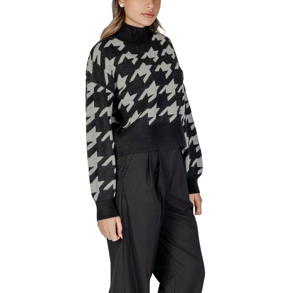 Schwarzer Marabou-Pullover von Vero Moda