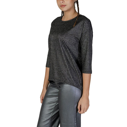 Vero Moda – Zweifarbiges Langarmshirt aus recyceltem Polyester